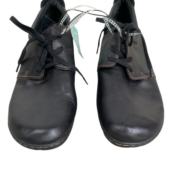 b.o.c. Shoes - NWT B.O.C. Born Concept Women's Vegan Leather Lace Up Oxfords in Black Size 10